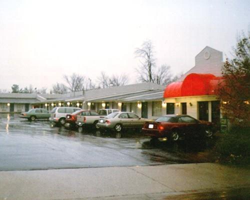 Red Carpet Inn Гринсборо Экстерьер фото